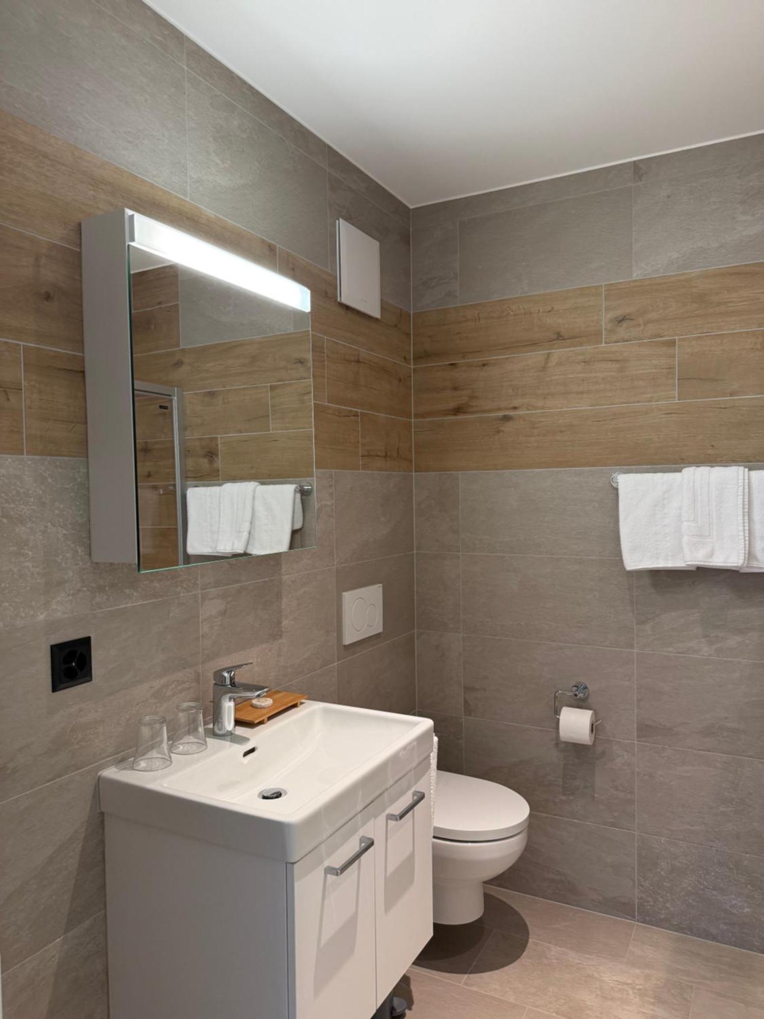Boutique Hotel Corbetta - Spa 60M2 - La Montagne A 5 Minutes De L'Autoroute A12 Aux Paccots Sur Montreux - Nouveau Loft Familial - Profitez Du Lac Leman Et Des Montagnes En Meme Temps Les Paccots ภายนอก รูปภาพ