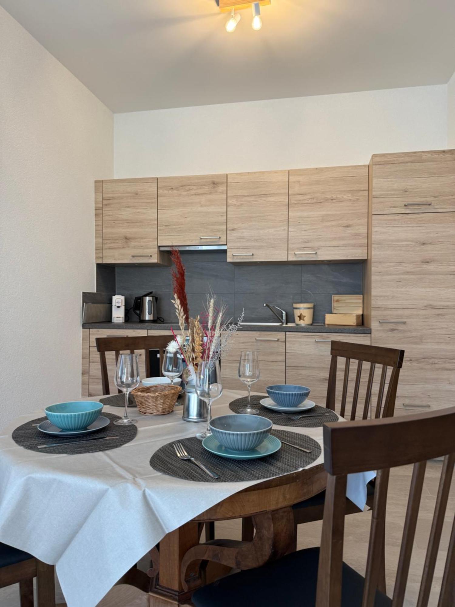Boutique Hotel Corbetta - Spa 60M2 - La Montagne A 5 Minutes De L'Autoroute A12 Aux Paccots Sur Montreux - Nouveau Loft Familial - Profitez Du Lac Leman Et Des Montagnes En Meme Temps Les Paccots ภายนอก รูปภาพ